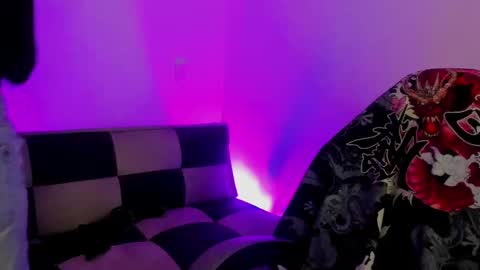 gwenhazel online show from 09-18-25, 11:12