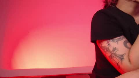 gwenhazel online show from 11-19-25, 11:10