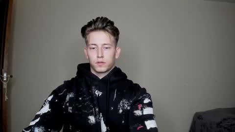 Oliver online show from 12-25-24, 09:43