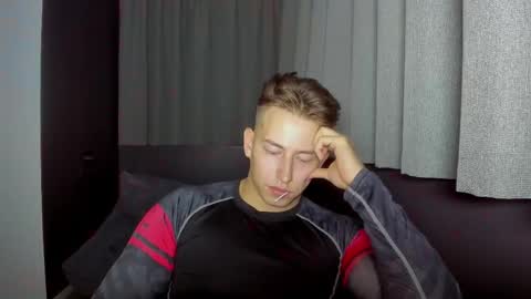 Oliver online show from 09-16-25, 07:04