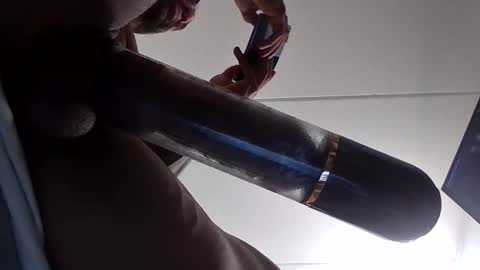 Snapshot of gymking999 chatting on 09-11-25, 01:39 gymking999 online show from 09-11-25, 01:39