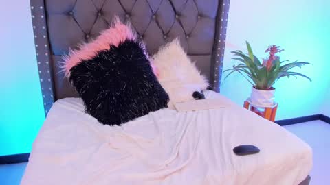 Snapshot of gypsie_velvett chatting on 12-04-24, 12:19 Samy Velvet dayatorres 23 Followme online show from 12-04-24, 12:19