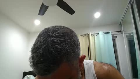 h0nest84 online show from 10-20-25, 01:39