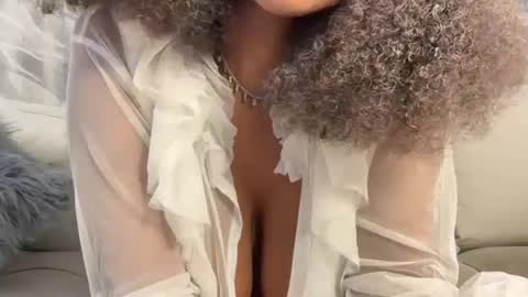 Snapshot of h_o_t_goddess chatting on 06-20-26, 04:15 h_o_t_goddess online show from 06-20-26, 04:15