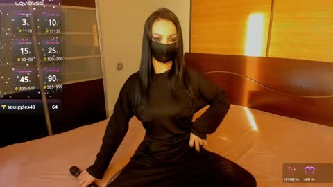 Linda online show from 12-19-24, 04:23