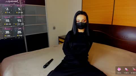 Linda online show from 01-17-25, 03:34