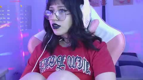 Snapshot of hachiko_love chatting on 02-05-26, 01:21 Hachiko online show from 02-05-26, 01:21