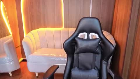 Snapshot of hadda_crazy_b chatting on 02-20-26, 06:26 hadda_crazy_b online show from 02-20-26, 06:26