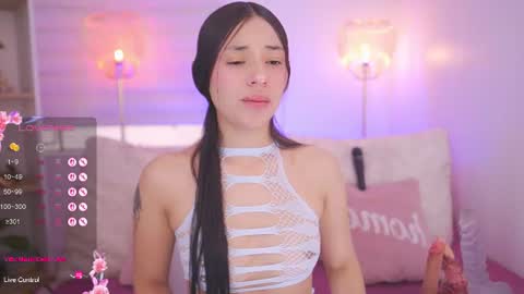 Snapshot of hade_collinss chatting on 07-28-26, 12:48 Hade online show from 07-28-26, 12:48