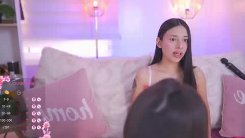 Snapshot of hade_collinss chatting on 07-31-26, 02:38 Hade online show from 07-31-26, 02:38