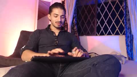 HADEZ online show from 04-26-26, 01:47