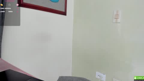 Hae-In online show from 07-30-26, 09:03