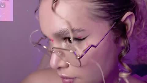 Haely online show from 07-19-26, 01:42