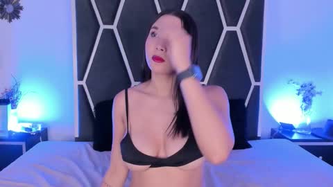 Snapshot of haiileymiller chatting on 01-07-26, 04:59 Kendal online show from 01-07-26, 04:59