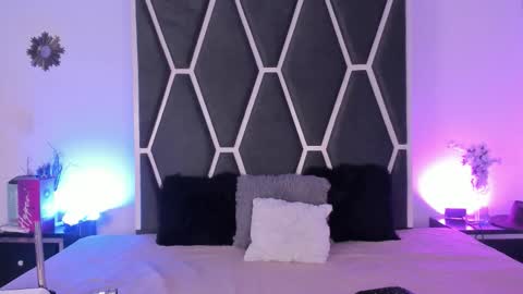 Snapshot of haiileymiller chatting on 02-28-26, 04:13 Kendal online show from 02-28-26, 04:13