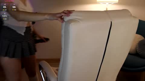 Snapshot of hailey__green chatting on 03-05-25, 10:21 Hailey Green online show from 03-05-25, 10:21