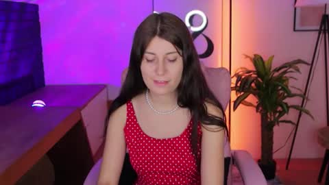 Snapshot of hailey__green chatting on 10-09-25, 08:29 Hailey Green online show from 10-09-25, 08:29