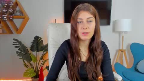 Snapshot of hailey__green chatting on 01-18-26, 10:35 Hailey Green online show from 01-18-26, 10:35