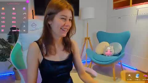 Hailey  Green online show from 07-23-26, 06:50