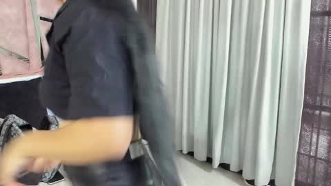 Hailey online show from 10-28-25, 12:09