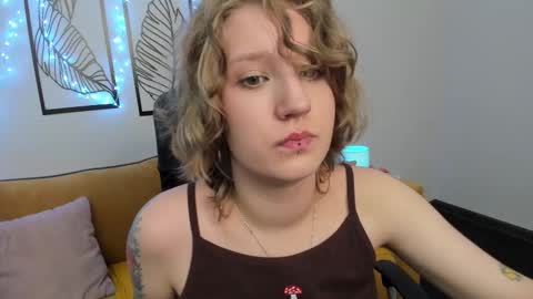 Hailey online show from 09-11-25, 08:47