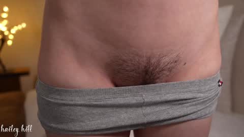 Snapshot of haileyhill chatting on 12-02-24, 01:03 HaileyHill online show from 12-02-24, 01:03