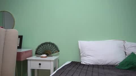 Hailey online show from 10-02-25, 03:13