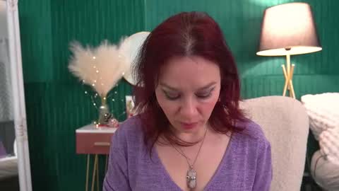 Hailey online show from 12-16-25, 03:33