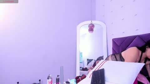 haileystonei online show from 02-09-25, 11:47