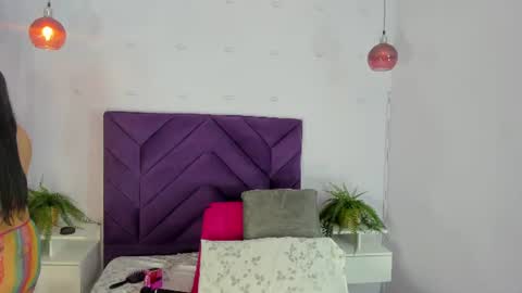 Snapshot of haileystonei chatting on 07-19-26, 11:47 haileystonei online show from 07-19-26, 11:47