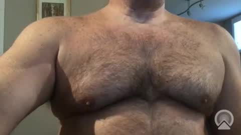 Snapshot of hairbear5 chatting on 01-16-26, 01:15 Bruce online show from 01-16-26, 01:15