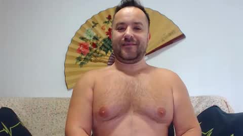 Snapshot of hairy9inches chatting on 02-06-26, 06:00 Hairy9inches online show from 02-06-26, 06:00