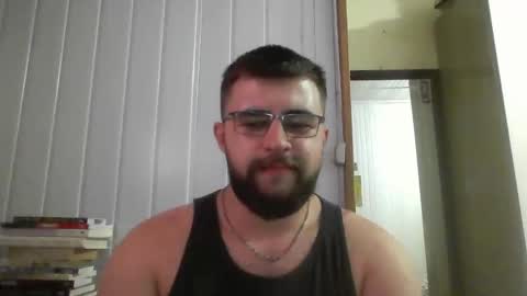 Snapshot of hairy_man_69_ chatting on 02-24-25, 07:52 horny online show from 02-24-25, 07:52