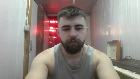 Snapshot of hairy_man_69_ chatting on 12-18-25, 09:43 horny online show from 12-18-25, 09:43