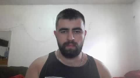 Snapshot of hairy_man_69_ chatting on 03-10-26, 01:16 horny online show from 03-10-26, 01:16