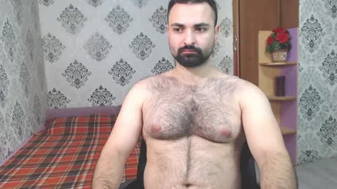 Snapshot of hairy_tyler666 chatting on 12-20-24, 02:08 Hairy Tyler online show from 12-20-24, 02:08