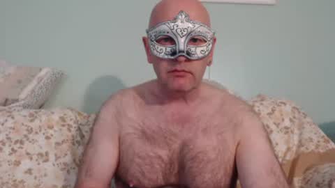Snapshot of hairyape1 chatting on 04-25-26, 07:00 Hairy male online show from 04-25-26, 07:00