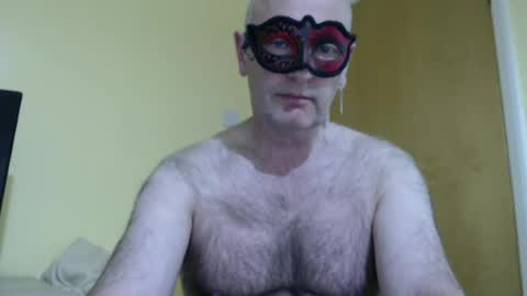 Snapshot of hairyape1 chatting on 06-12-26, 03:11 Hairy male online show from 06-12-26, 03:11