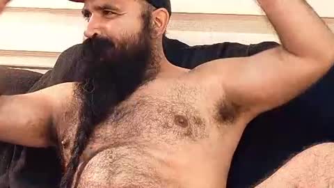 Hairy Beard Smoker online show from 08-05-26, 09:06