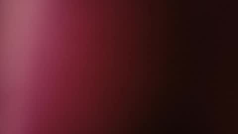 Snapshot of hairygirl83 chatting on 12-17-25, 12:44 hairygirl83 online show from 12-17-25, 12:44