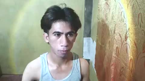 hairyhugecock_22 online show from 11-02-25, 09:39