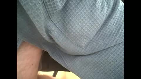 Snapshot of hairyman007 chatting on 01-27-25, 12:58 hairyman007 online show from 01-27-25, 12:58