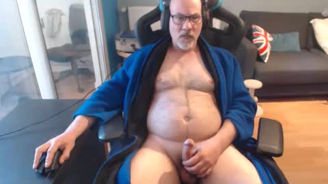 Snapshot of hairyman54 chatting on 04-30-26, 08:20 hairyman54 online show from 04-30-26, 08:20