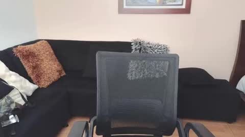 Snapshot of hairyncuteass chatting on 02-17-25, 05:21 hairyncuteass online show from 02-17-25, 05:21