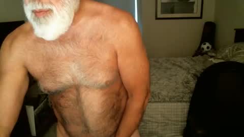 Hairy pecs online show from 04-22-26, 08:54