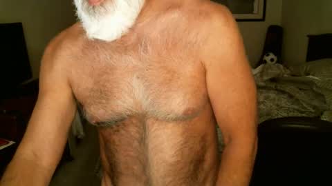 Hairy pecs online show from 04-24-26, 07:22