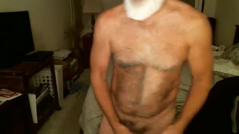 Hairy pecs online show from 04-26-26, 08:01