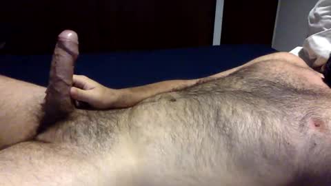 Snapshot of hairyweedman chatting on 10-29-25, 01:02 NN420 online show from 10-29-25, 01:02