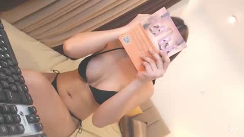 YOUR SIDECHIC HAILEY online show from 07-18-26, 07:34