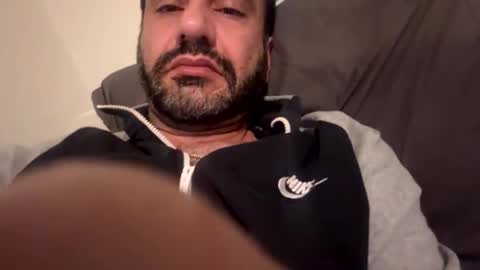 Snapshot of hakan085 chatting on 10-29-25, 01:41 hakan online show from 10-29-25, 01:41